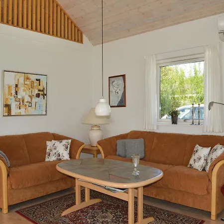 Holiday home Three-bedroom Holiday In Jerup